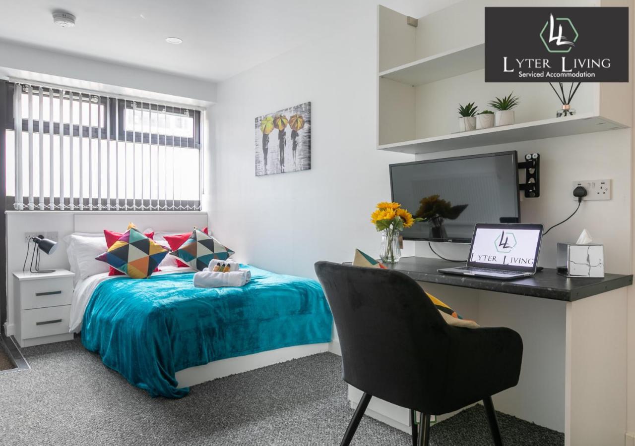 Studio Apartments By Lyter Living Desks & Wifi - Monthly Stays Available Лестър Екстериор снимка