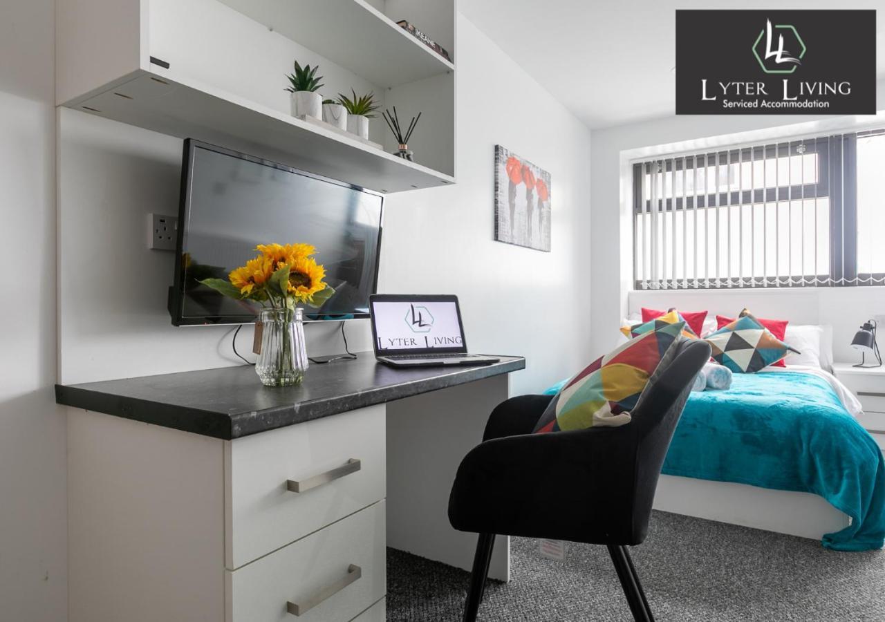 Studio Apartments By Lyter Living Desks & Wifi - Monthly Stays Available Лестър Екстериор снимка