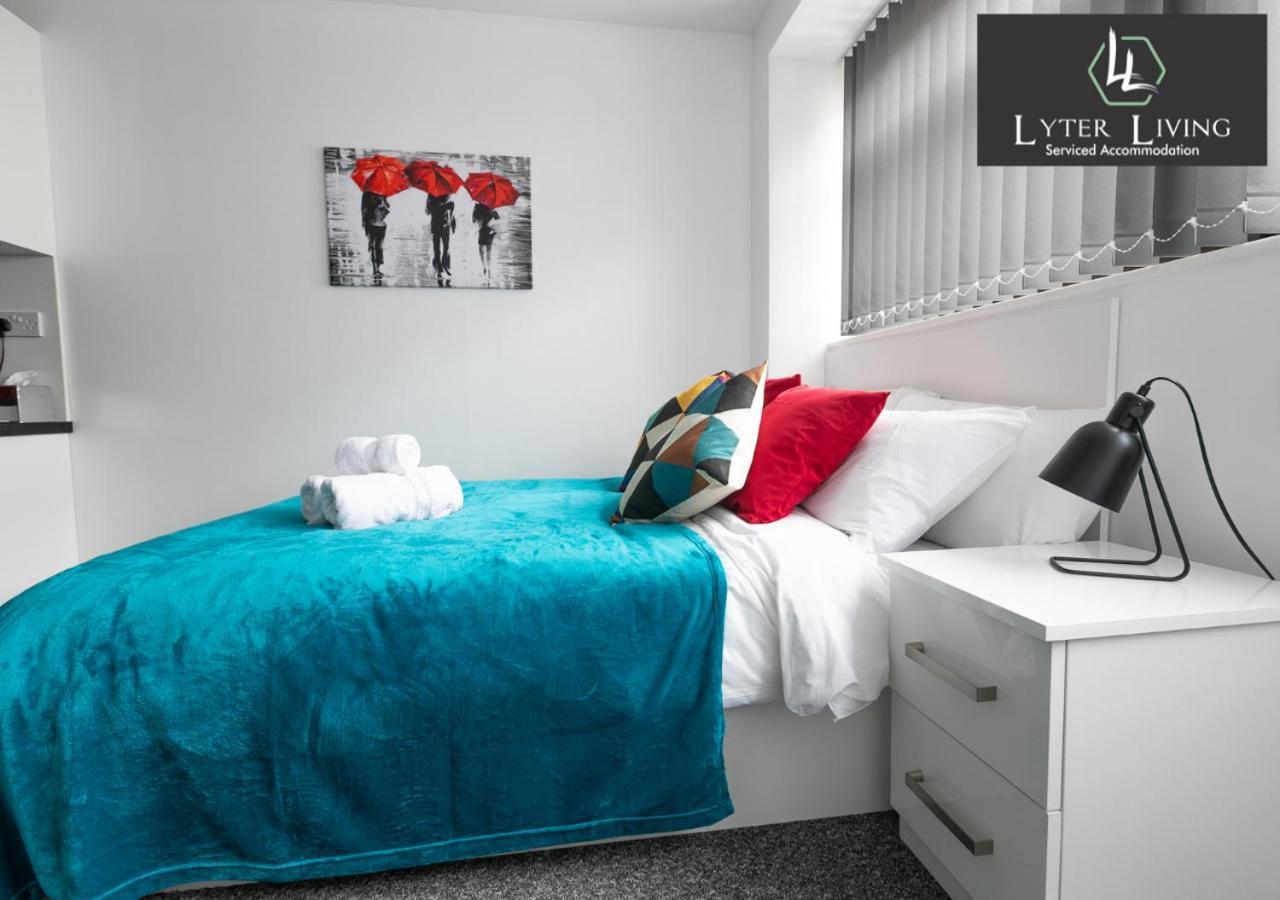 Studio Apartments By Lyter Living Desks & Wifi - Monthly Stays Available Лестър Екстериор снимка